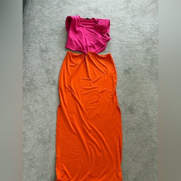 Dresses & Skirts - Women cut out dress